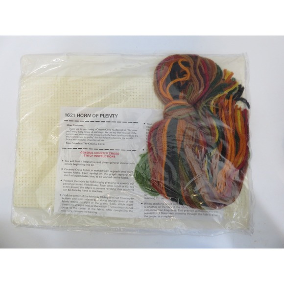 The‎ Creative Circle 1621 Horn of Plenty Daisy Chain Bellpull Cross Stitch Kit - Picture 3 of 3